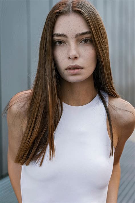 Bianca Soares Tube .